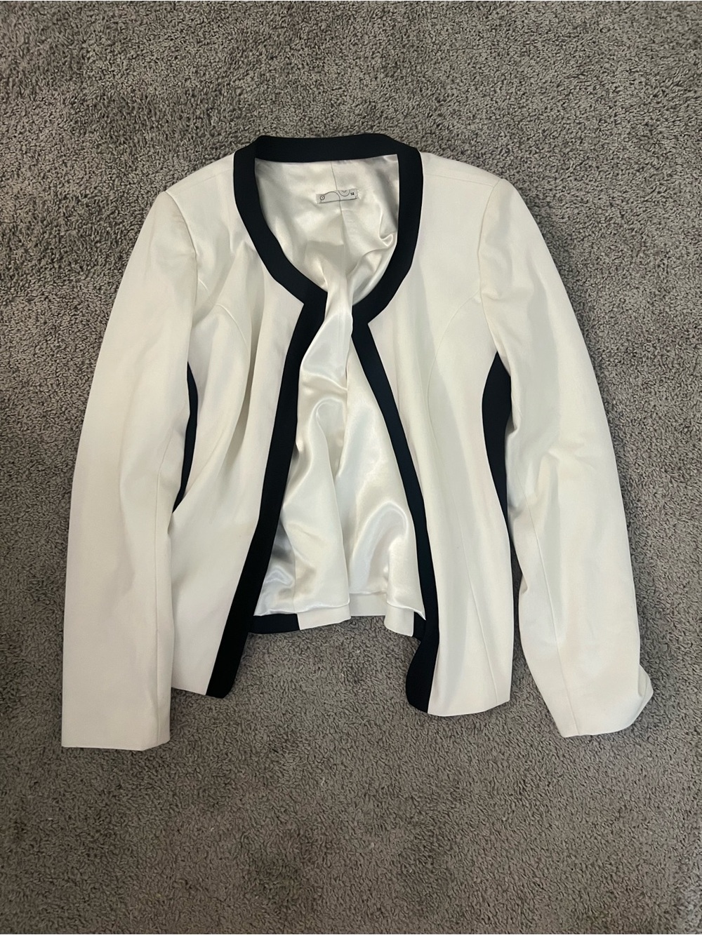 Target Black & White Blazer – Women’s Size 14 – Classic Career Jacket